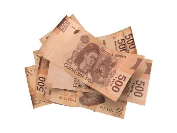 Sommige Mexicaanse peso 500 papieren facturen gegroepeerd en geïsoleerd op witte achtergrond — Stockfoto