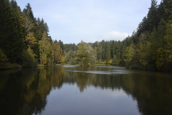 Jezera Jsou Podzimní Odpoledne Stock Fotografie