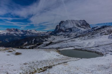 Yolda Doğa Parkı Seceda/Grden güzel South Tyrol içinde
