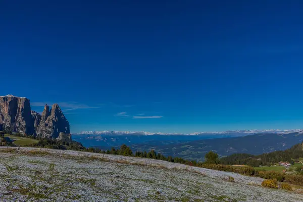 Sur Chemin Dans Parc Naturel Seceda Grden Dans Magnifique Tyrol — Photo