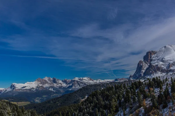 Yolda Doğa Parkı Seceda/Grden güzel South Tyrol içinde