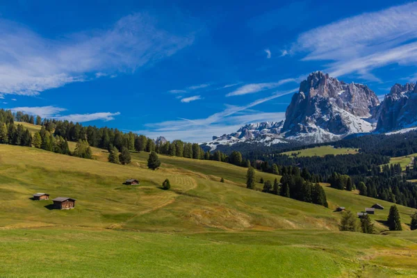 Yolda Doğa Parkı Seceda/Grden güzel South Tyrol içinde