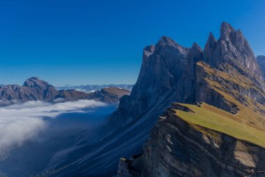 Yolda Doğa Parkı Seceda/Grden güzel South Tyrol içinde