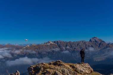Yolda Doğa Parkı Seceda/Grden güzel South Tyrol içinde