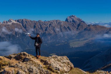 Yolda Doğa Parkı Seceda/Grden güzel South Tyrol içinde