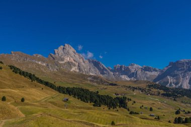 Yolda Doğa Parkı Seceda/Grden güzel South Tyrol içinde 