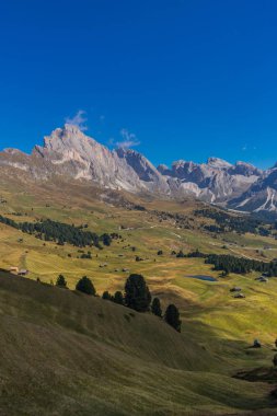 Yolda Doğa Parkı Seceda/Grden güzel South Tyrol içinde 