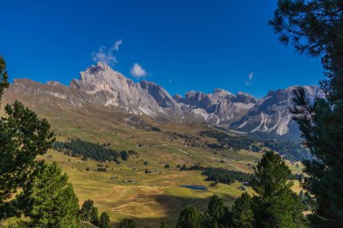 Yolda Doğa Parkı Seceda/Grden güzel South Tyrol içinde 