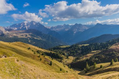 Yolda Doğa Parkı Seceda/Grden güzel South Tyrol içinde 