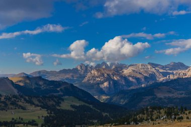 Yolda Doğa Parkı Seceda/Grden güzel South Tyrol içinde 