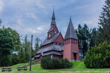 Güneşli bir sonbahar gününde Harz dağlarda İnceleme