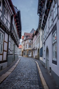 Güneşli bir sonbahar gününde Harz dağlarda İnceleme