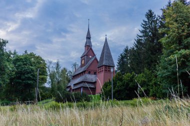 Güneşli bir sonbahar gününde Harz dağlarda İnceleme