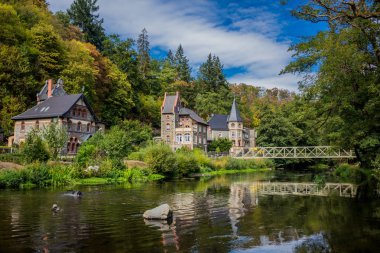 Güneşli bir sonbahar gününde Harz dağlarda İnceleme