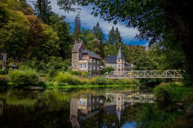 Güneşli bir sonbahar gününde Harz dağlarda İnceleme
