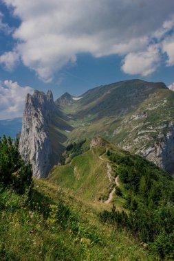güzel Appenzell dağ bölgesi boyunca keşif turu
