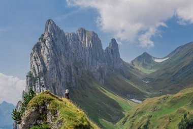 güzel Appenzell dağ bölgesi boyunca keşif turu