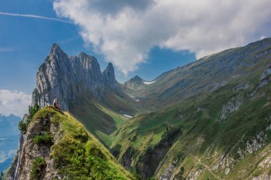 güzel Appenzell dağ bölgesi boyunca keşif turu