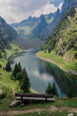 güzel Appenzell dağ bölgesi boyunca keşif turu