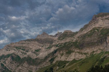 güzel Appenzell dağ bölgesi boyunca keşif turu