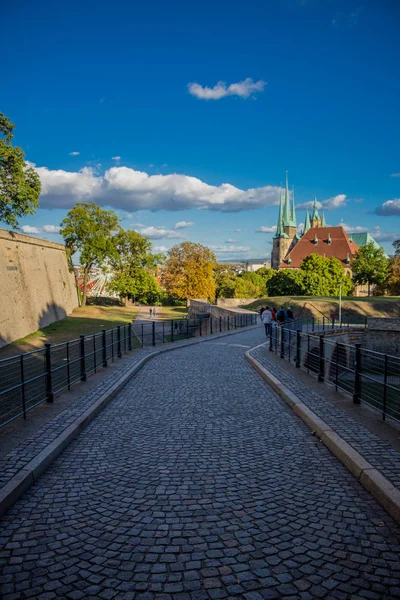 Disfrutar Del Casco Antiguo Hermosa Erfurt — Foto de Stock