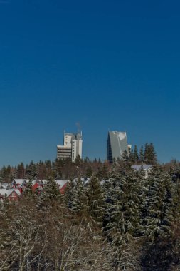 kış güneş ışığı ile Thuringian Forest büyüye