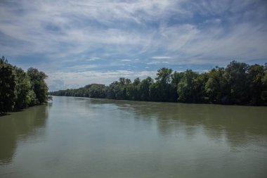 Münih şehir merkezi ile yolda
