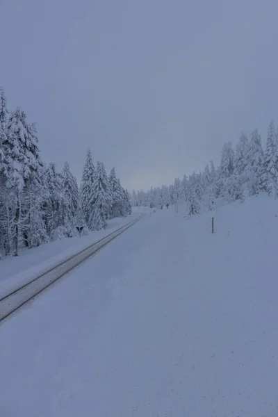 Στο Δρόμο Για Χειμώνα Τοπίο Μέσα Από Όμορφο Harz — Φωτογραφία Αρχείου