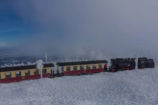 Unterwegs Der Winterlandschaft Durch Den Schönen Harz — Stockfoto