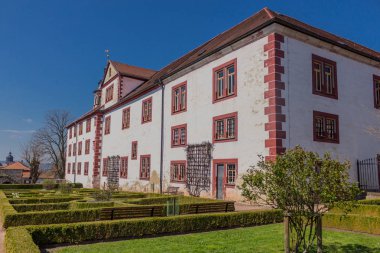 schmalkalden güzel eski şehirde güneş ışığı ilk ışınları