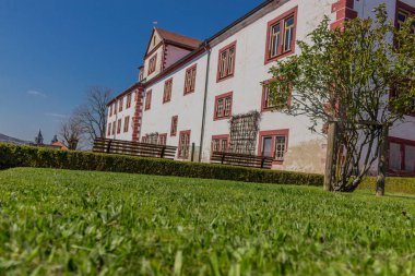 schmalkalden güzel eski şehirde güneş ışığı ilk ışınları