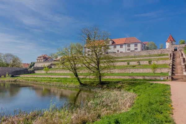 První Sluneční Paprsky Krásném Starém Městě Schmalkalden — Stock fotografie