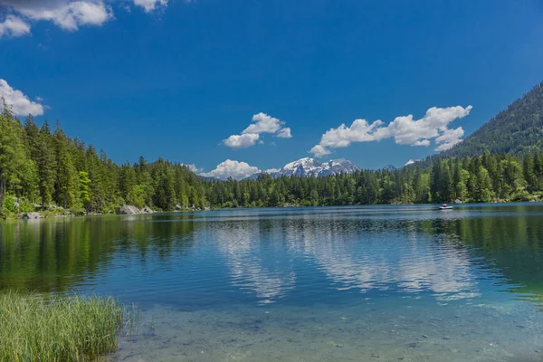 Piękna Wycieczka Eksploracji Wzdłuż Podnóża Alpejskiego Berchtesgaden Hintersee — Zdjęcie stockowe