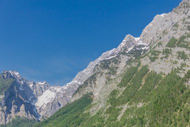 Berchtesgaden Alp etekleri boyunca güzel bir keşif turu. - Schoenau am Koenigsee.