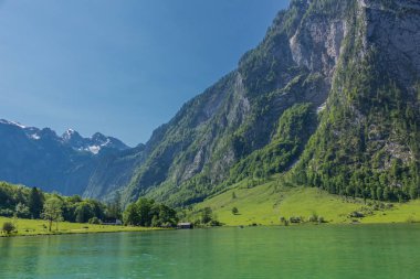 Berchtesgaden Alp etekleri boyunca güzel bir keşif turu. - Schoenau am Koenigsee.