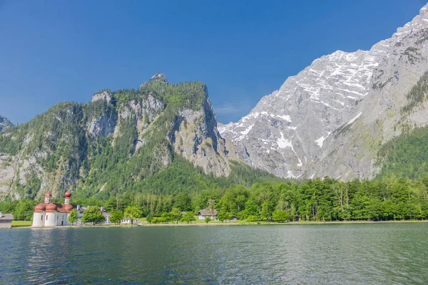 Όμορφη Περιήγηση Εξερεύνησης Κατά Μήκος Των Άλπεων Berchtesgaden Πρόποδες Schoenau — Φωτογραφία Αρχείου