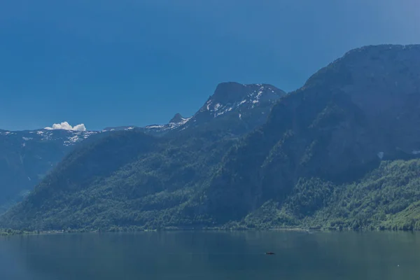Belo Passeio Exploração Longo Lago Hallsttter Dia Verão Hallstatt Áustria — Fotografia de Stock