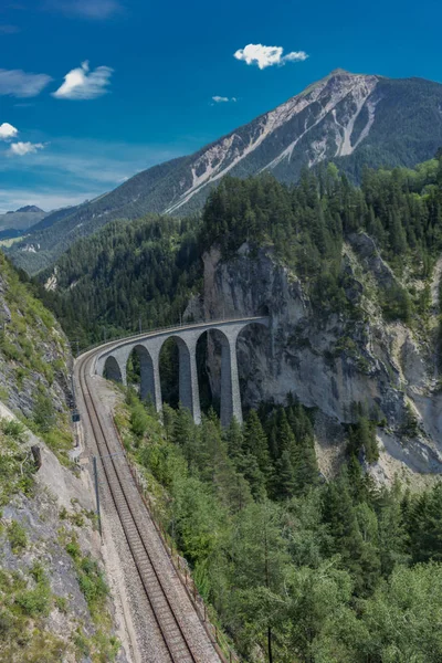 Prachtige Verkenningstocht Door Bergen Van Het Zwitserland Landwasser Viaduct Zwitserland — Stockfoto