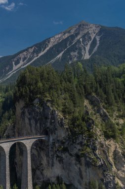 İsviçre dağlarında güzel keşif turu. - Landwasser Viyadüğü/İsviçre