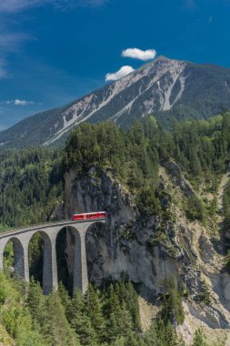 İsviçre dağlarında güzel keşif turu. - Landwasser Viyadüğü/İsviçre