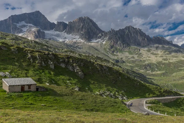 Prachtige Verkenningstocht Door Bergen Van Zwitserland Furka Pass Zwitserland — Stockfoto