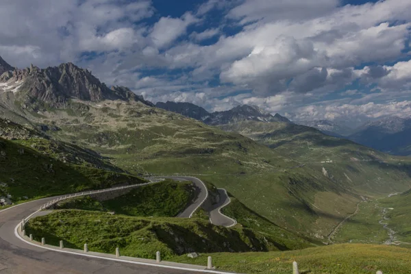 İsviçre dağlarında harika bir keşif turu. - Furka Pass/İsviçre