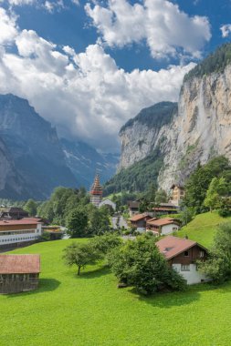 İsviçre'de dağlarda güzel keşif turu. - Lauterbrunnen/İsviçre