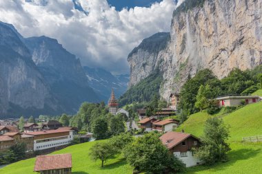 İsviçre'de dağlarda güzel keşif turu. - Lauterbrunnen/İsviçre