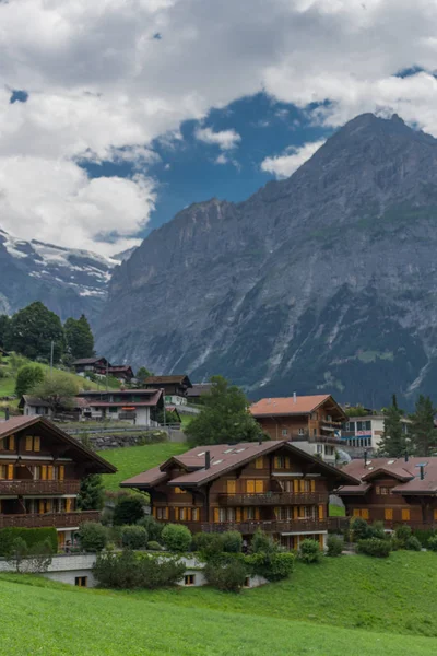 İsviçre'de dağlarda güzel keşif turu. - Lauterbrunnen/İsviçre