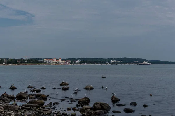 Piękny Poranny Spacer Plaży Binzer Wybrzeżu Morza Bałtyckiego Binz Niemcy — Zdjęcie stockowe