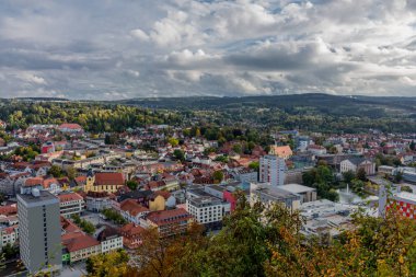Renkli Thüringen Ormanı'nda sonbahar günü - Suhl/Germany