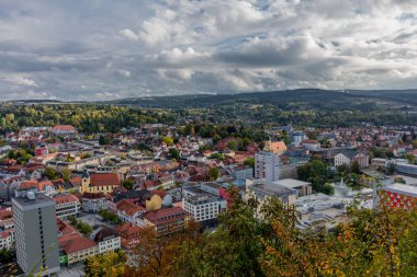 Renkli Thüringen Ormanı'nda sonbahar günü - Suhl/Germany