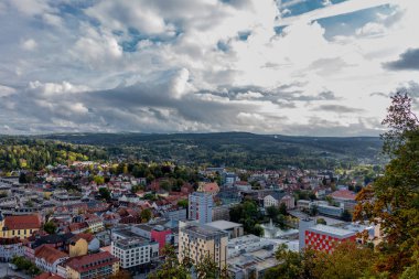 Renkli Thüringen Ormanı'nda sonbahar günü - Suhl/Germany