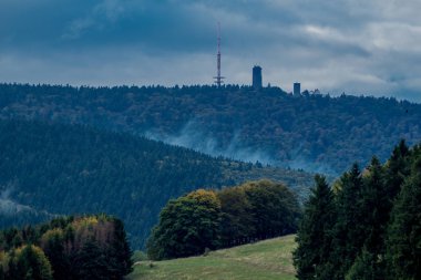 Güzel Thüringen Ormanı'nda Sonbahar Günü - Thüringen Ormanı / Almanya
